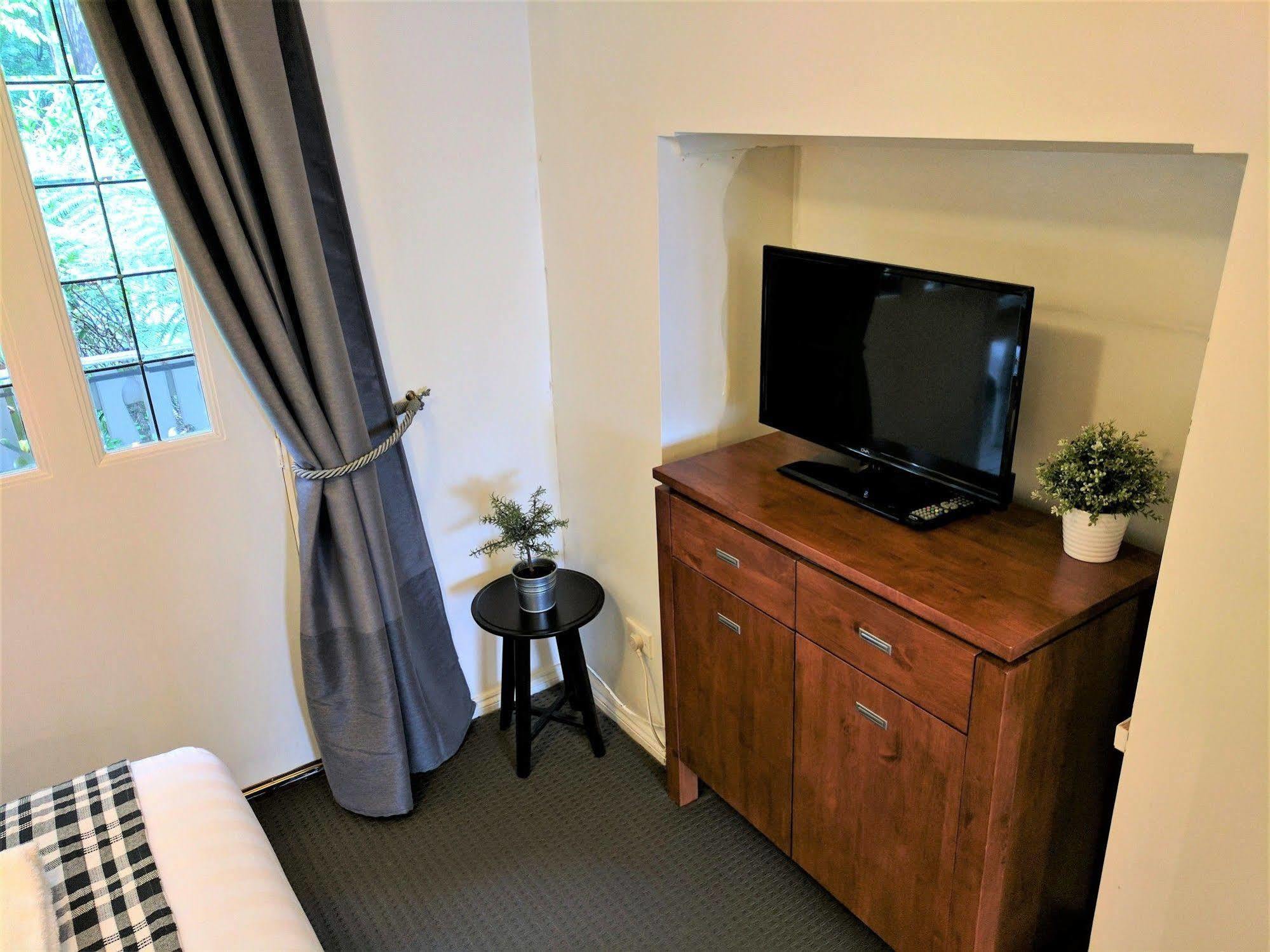 Bend of Islands Annie Roes Luxury B&B מראה חיצוני תמונה