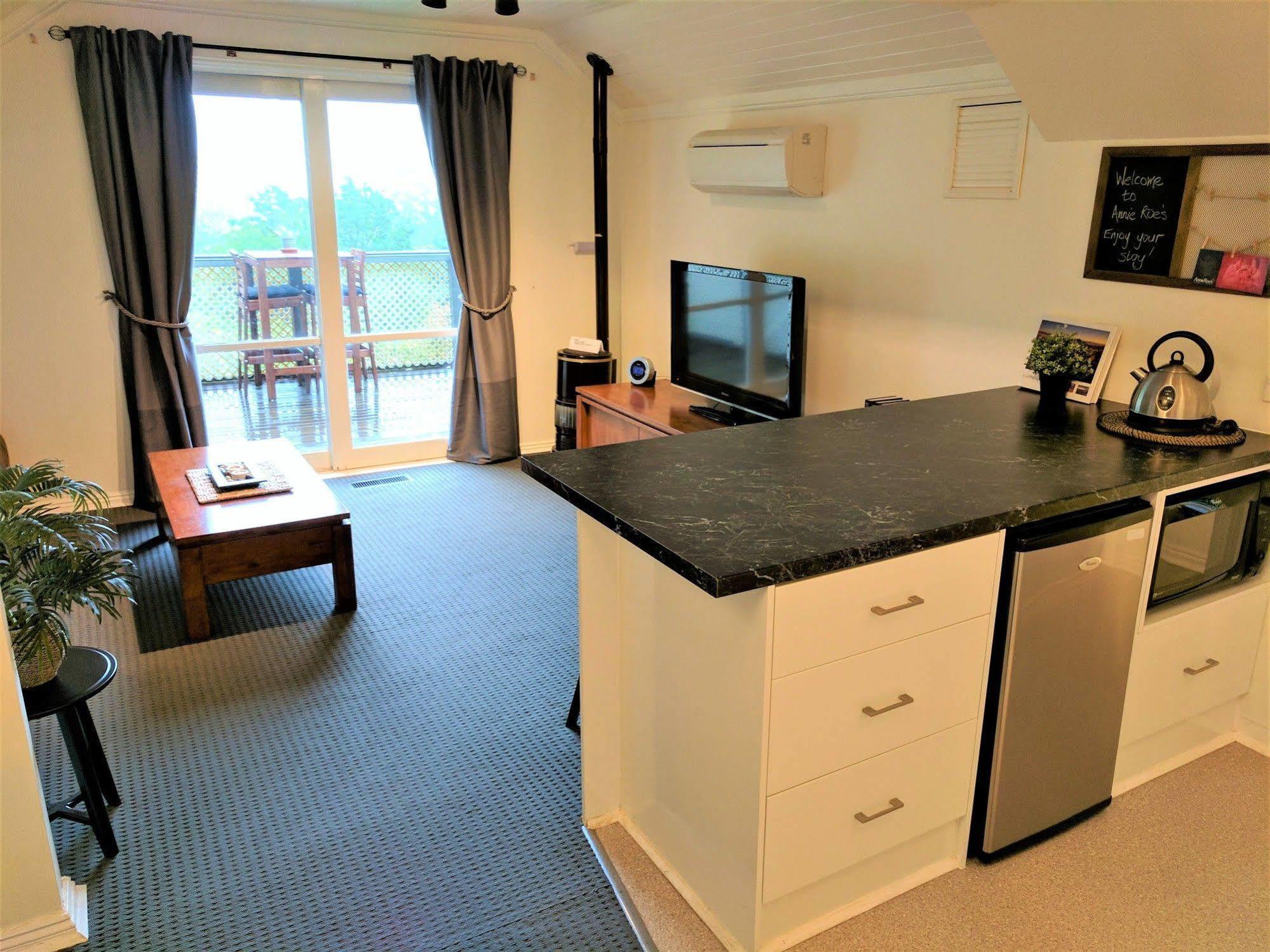 Bend of Islands Annie Roes Luxury B&B מראה חיצוני תמונה
