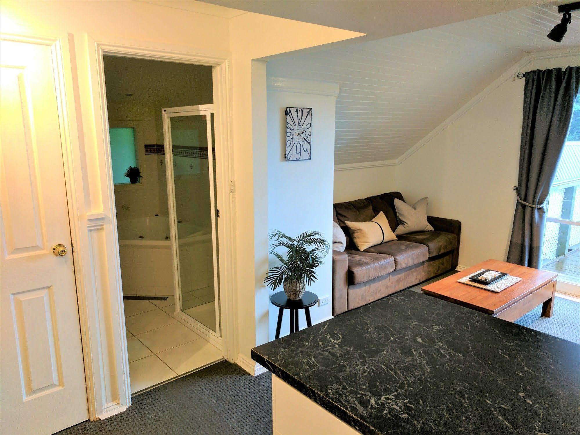 Bend of Islands Annie Roes Luxury B&B מראה חיצוני תמונה